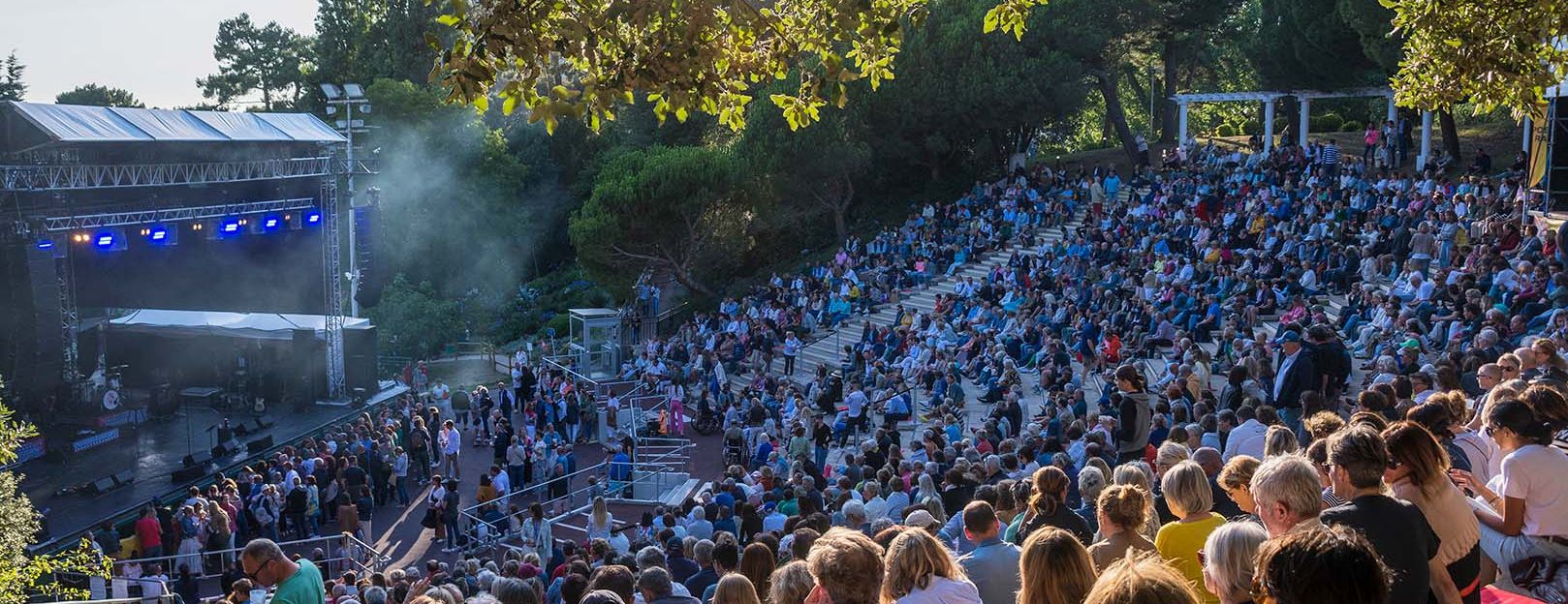 concert et spectacle organisé par la Baule evenements au parc des dryades